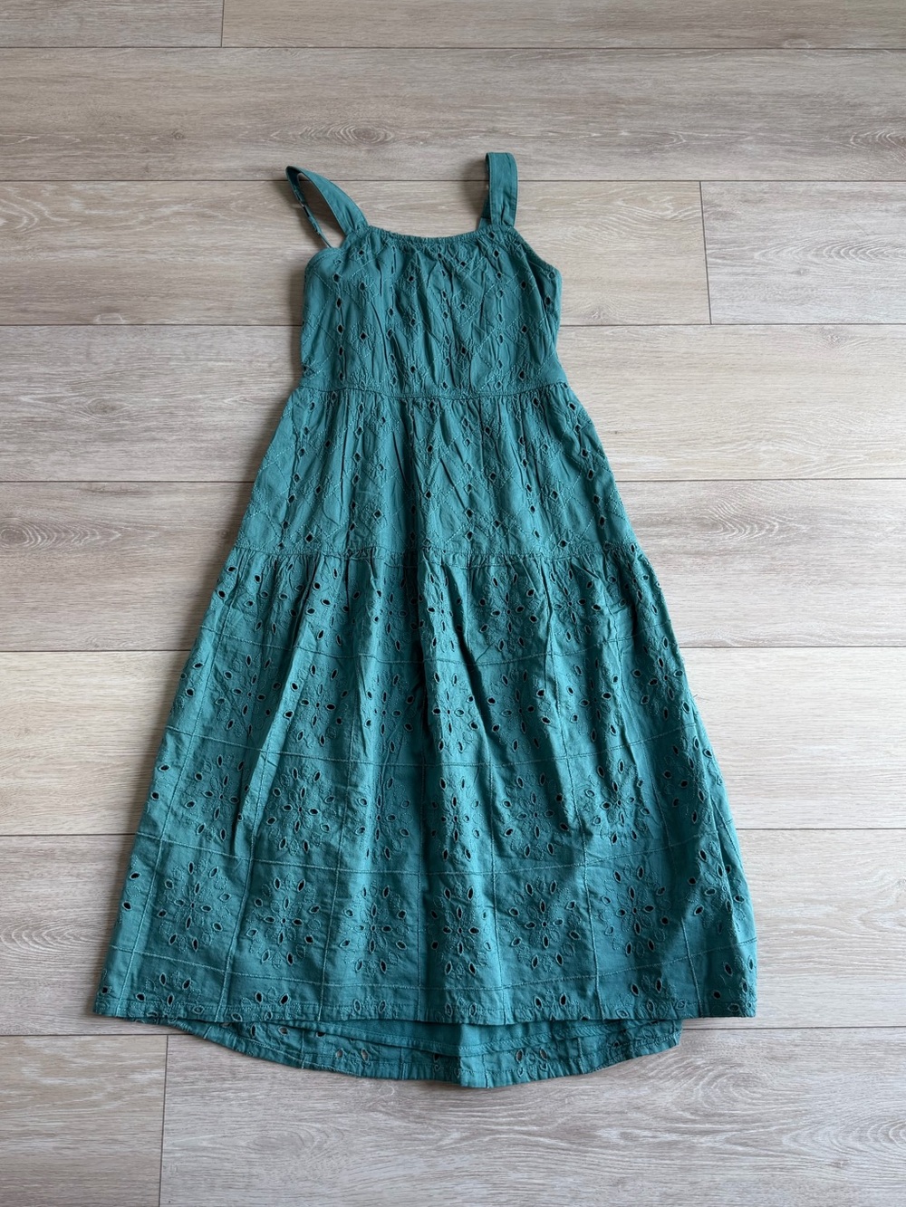 Abercrombie kids girls eyelet dress size 9/10